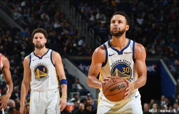 包含库里关键节点高光表现,澳大利亚队带队取胜!的词条 包含库里关键节点高光表现,澳大利亚队带队取胜!的词条