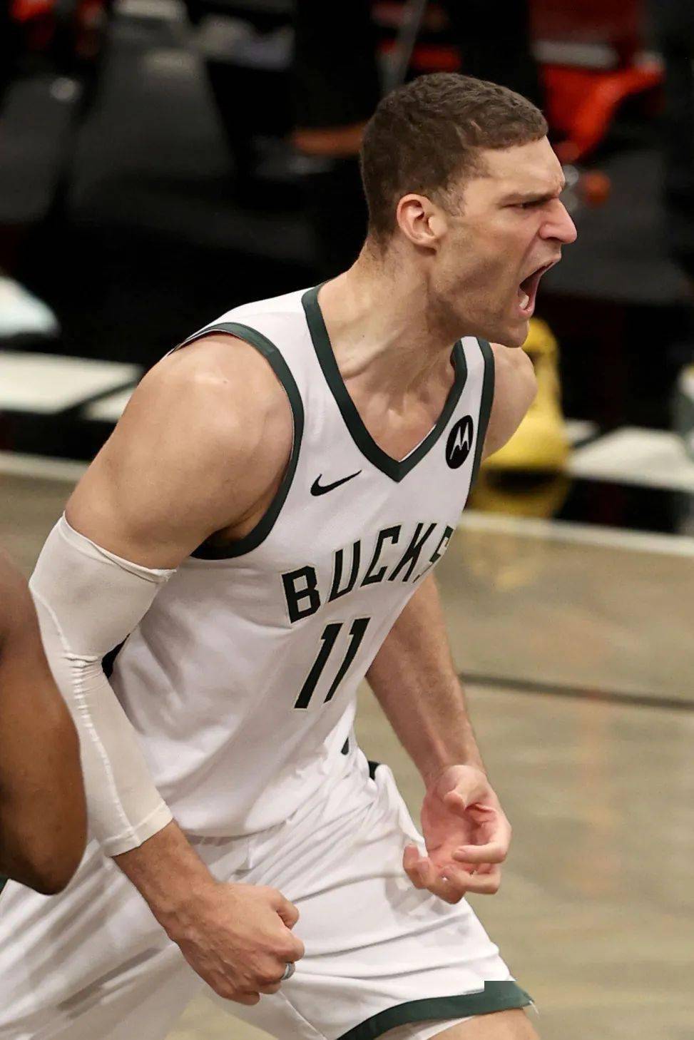 关于Scout迎来五赛季高光表现,雄鹿球迷沸腾!的信息 关于Scout迎来五赛季高光表现,雄鹿球迷沸腾!的信息