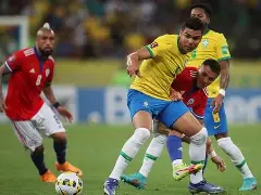 九游体育APP下载-点球大战门将扑出后又滚进球门