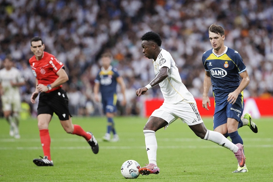 九游体育官方版-德布劳内图片