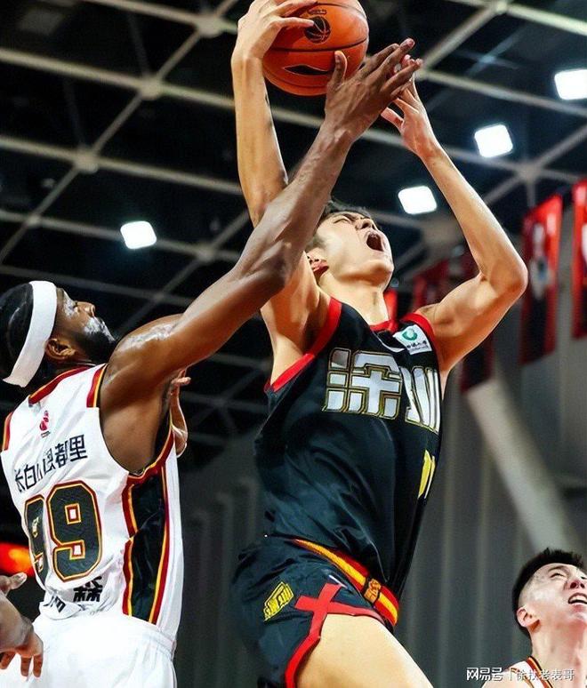 九游体育APP下载-广东宏远战广厦胜负发生逆袭