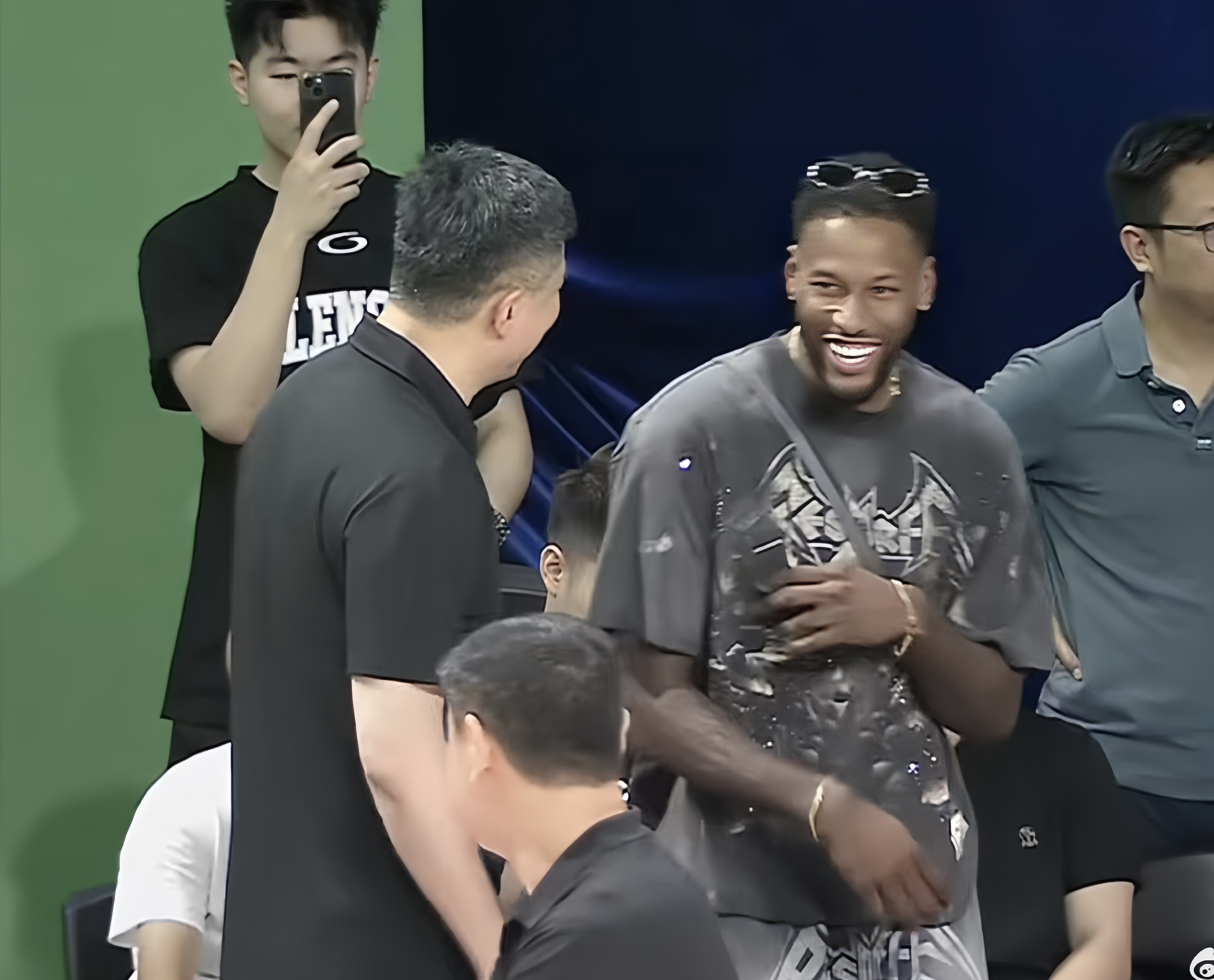 广东宏远战广厦胜负发生逆袭